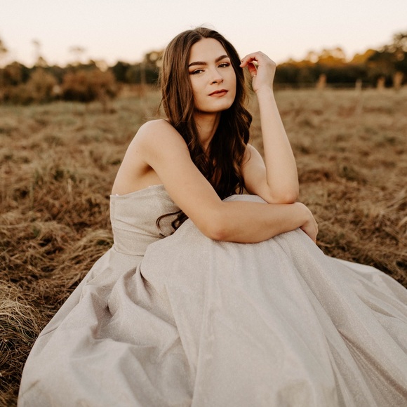 Meet your Posher, Annagrace - Picture 1 of 16